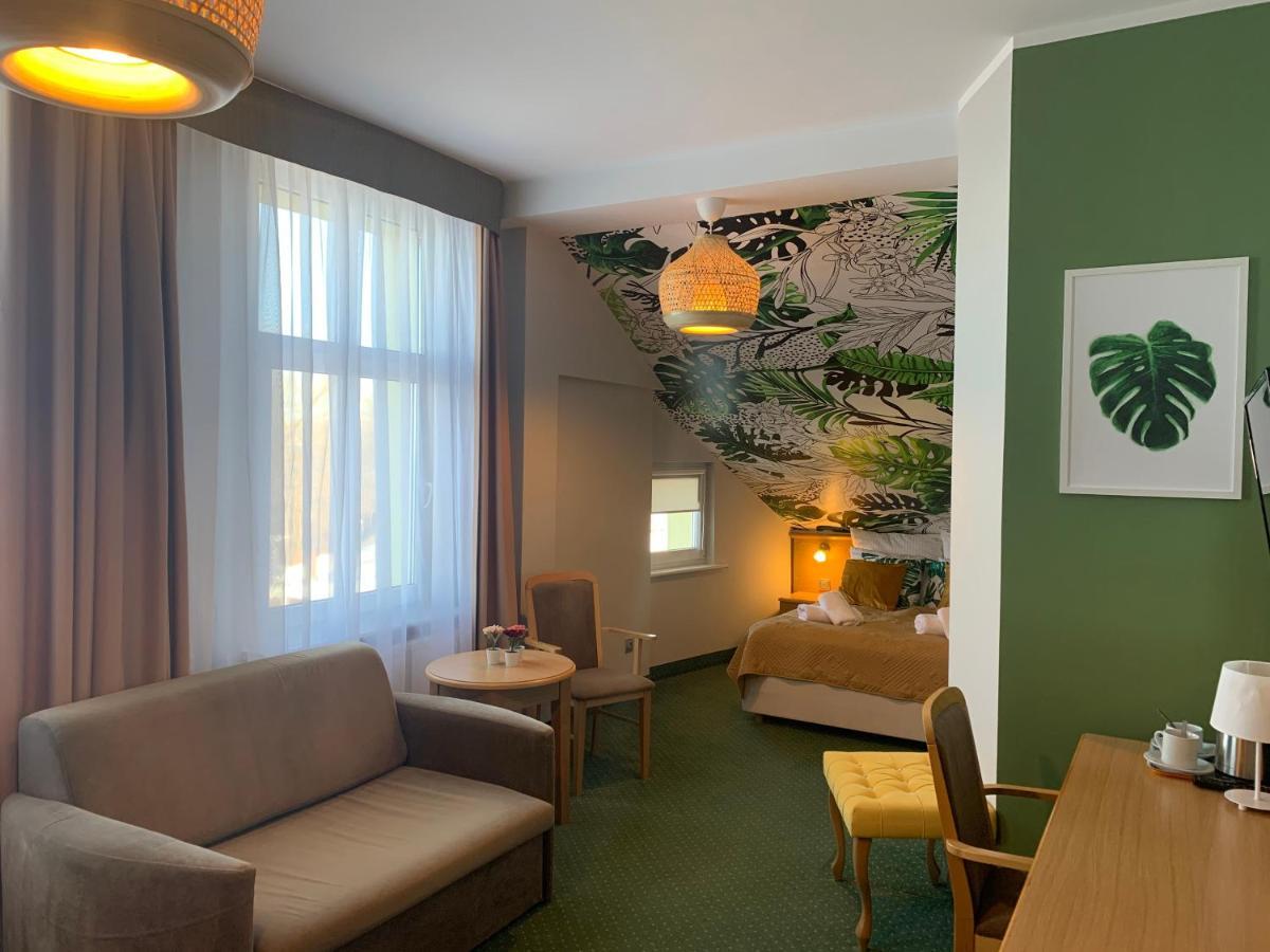 Dw California Bed & Breakfast Rewal Ngoại thất bức ảnh